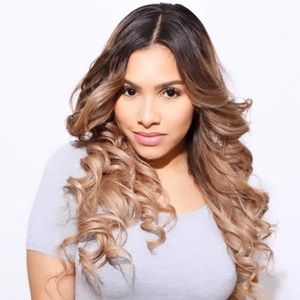 Meet your Posher, Ana